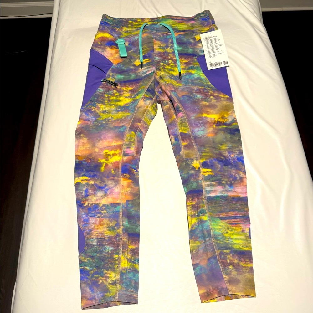 Lululemon SHR cargo hiking tight 25”